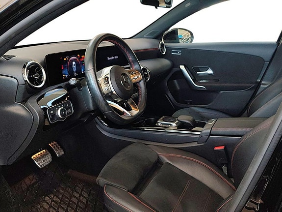 Mercedes-Benz A250 e 9 of 21