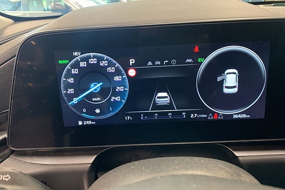 Kia Niro 9 of 15