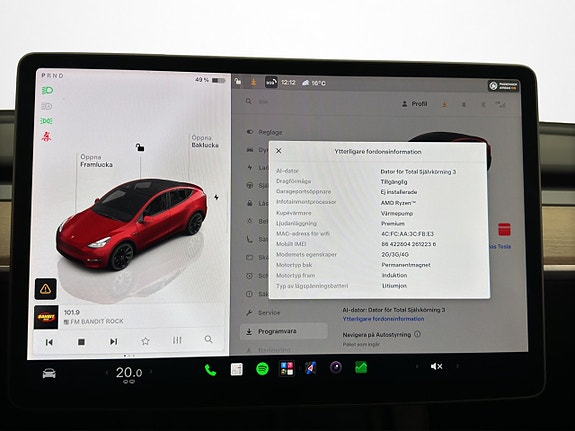 Tesla Model Y 28 of 30