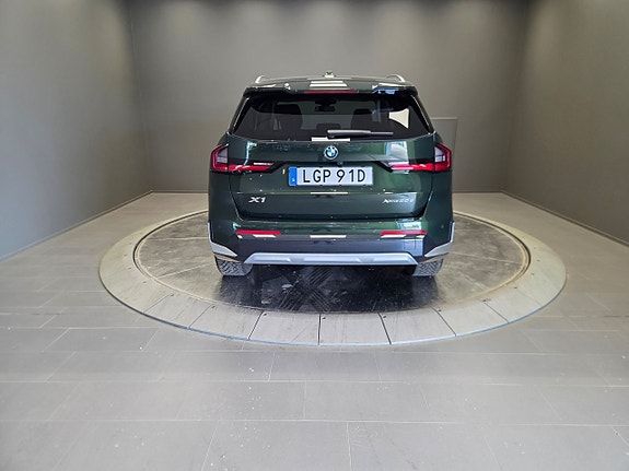 BMW X1 4 of 5