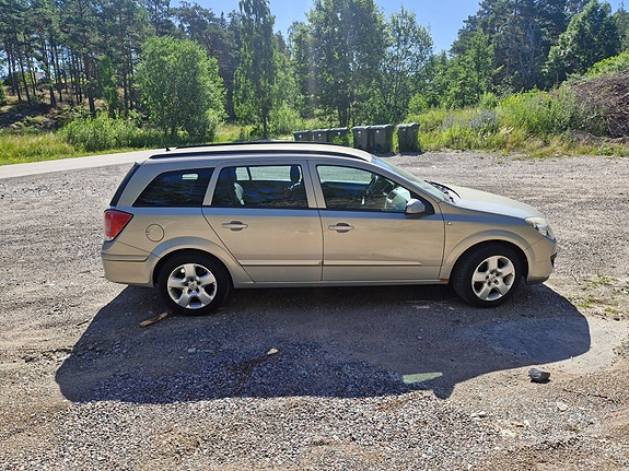 Opel Astra 3 of 3