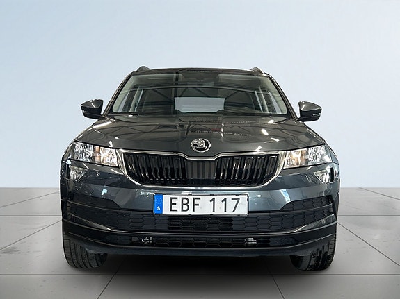 Skoda Karoq 2 of 5