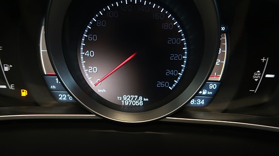 Volvo V40 13 of 16