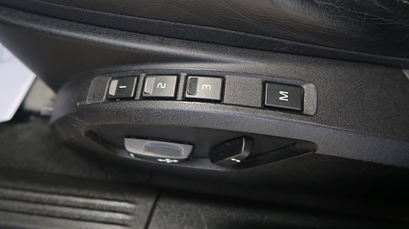 Volvo V40 16 of 16