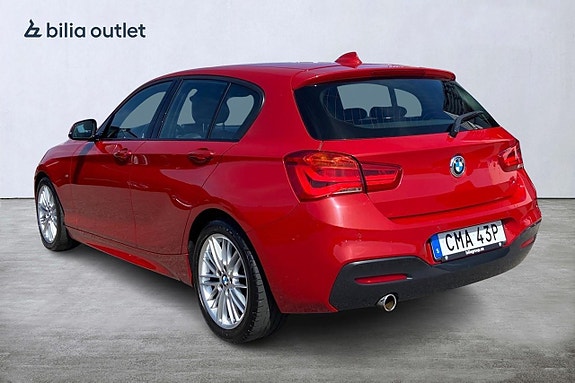 BMW 118i 4 of 5