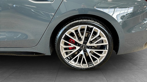 Audi A5 6 of 12