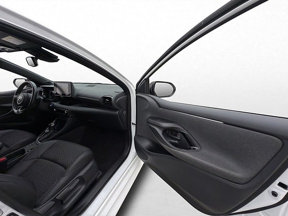Toyota Yaris 26 of 30
