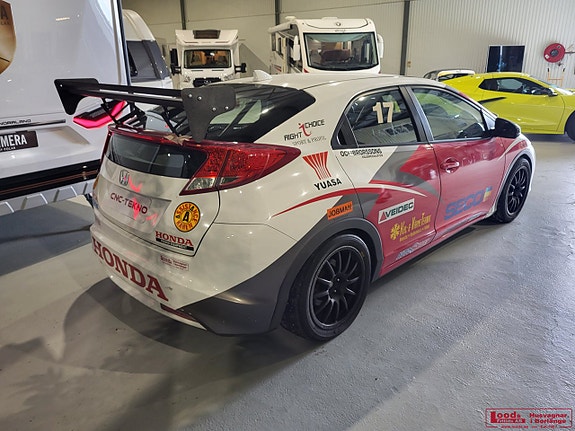 Honda Civic 3 of 5