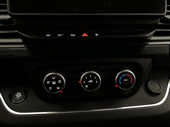 Nissan Primastar 28 of 30