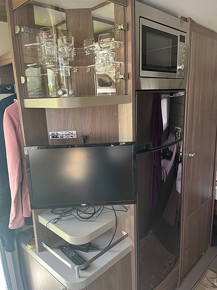 Knaus 590 UE Scandinavian 13 of 13