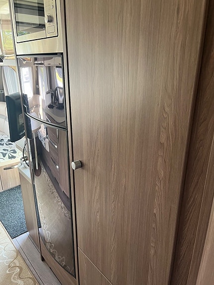 Knaus 590 UE Scandinavian 11 of 13
