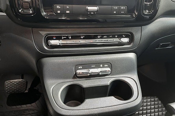 Mercedes-Benz Vito 124 12 of 16