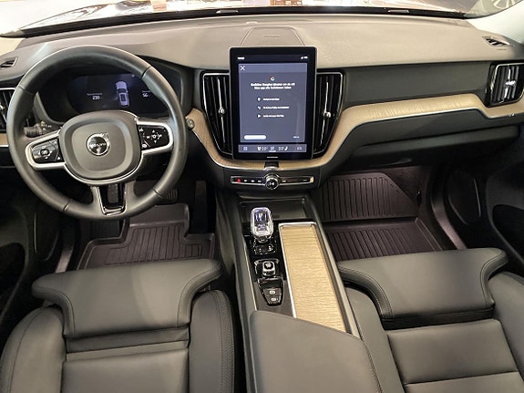 Volvo XC60 6 of 13