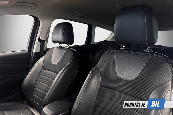 Ford Kuga 10 of 18