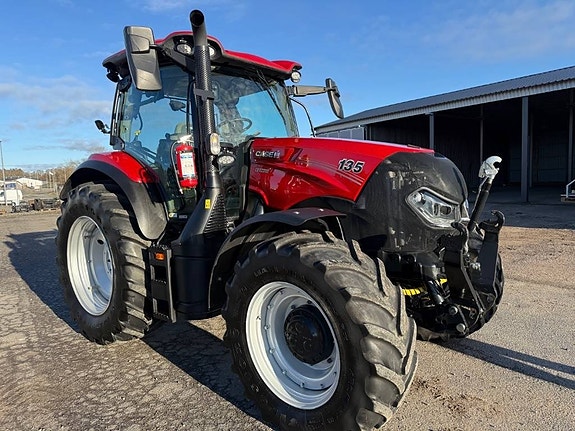 Case IH Maxxum 135MC 2 of 5