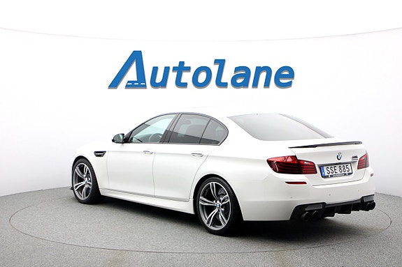 BMW M5 6 of 27