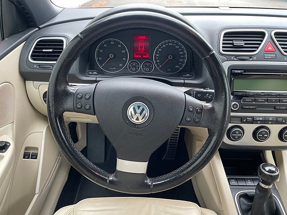Volkswagen Eos 22 of 25