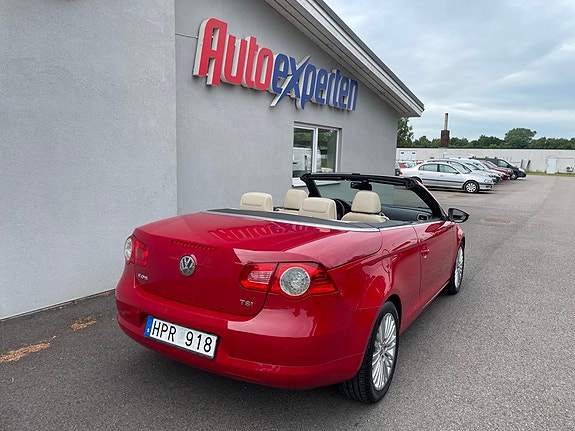 Volkswagen Eos 8 of 25
