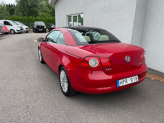 Volkswagen Eos 12 of 25