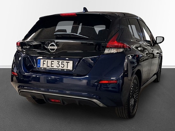 Nissan Leaf 4 of 5