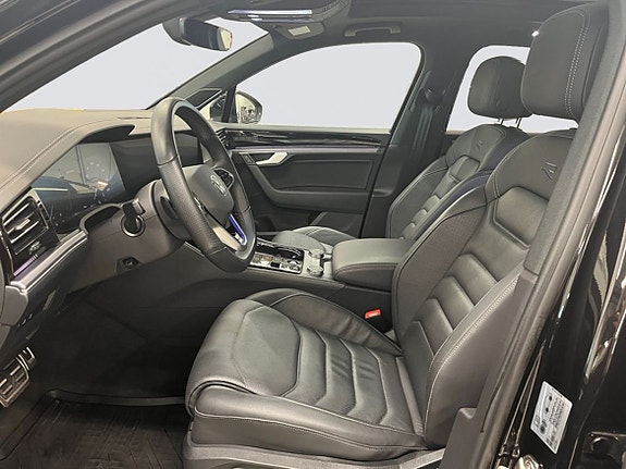 Volkswagen Touareg 21 of 22