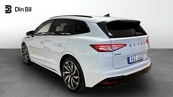 Skoda Enyaq 3 of 5