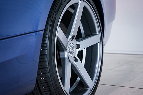 BMW 325i 9 of 30