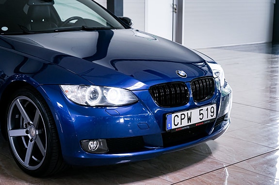 BMW 325i 6 of 30