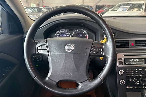 Volvo V70 15 of 23
