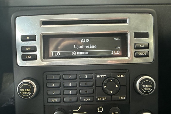 Volvo V70 18 of 23