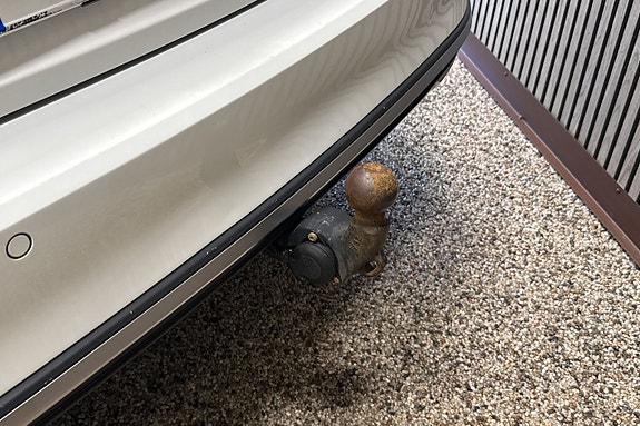 Volkswagen Passat Alltrack 9 of 11