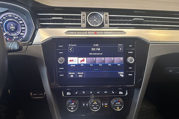 Volkswagen Passat Alltrack 11 of 11