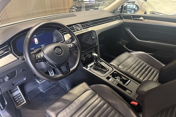 Volkswagen Passat Alltrack 5 of 5