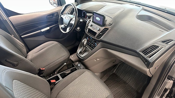 Ford Transit 3 of 5