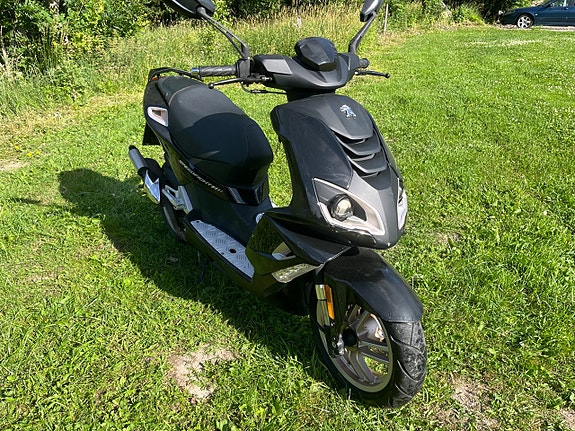 Peugeot Motocycles Speedfight 0.05 CVT 2 of 4