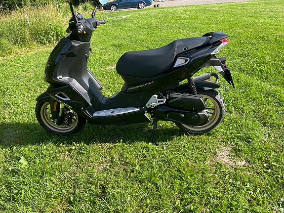 Peugeot Motocycles Speedfight 0.05 CVT 3 of 4