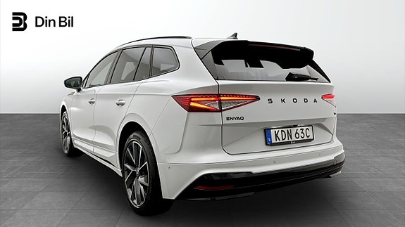 Skoda Enyaq 3 of 5