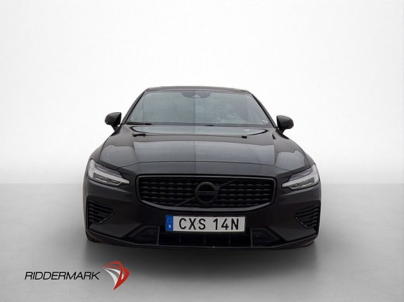 Volvo S60 2 of 5