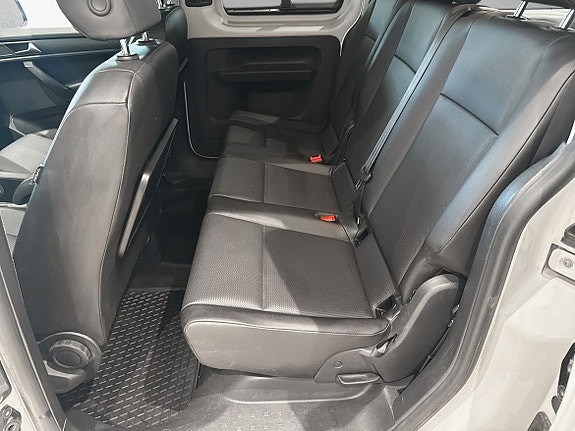 Volkswagen Caddy Maxi 4 of 10