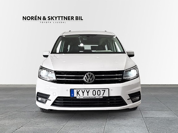 Volkswagen Caddy Maxi 3 of 10