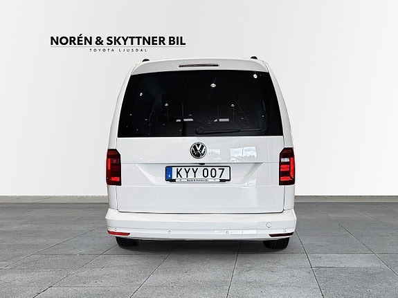Volkswagen Caddy Maxi 8 of 10