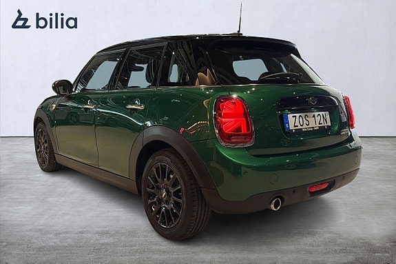MINI Cooper 2 of 5