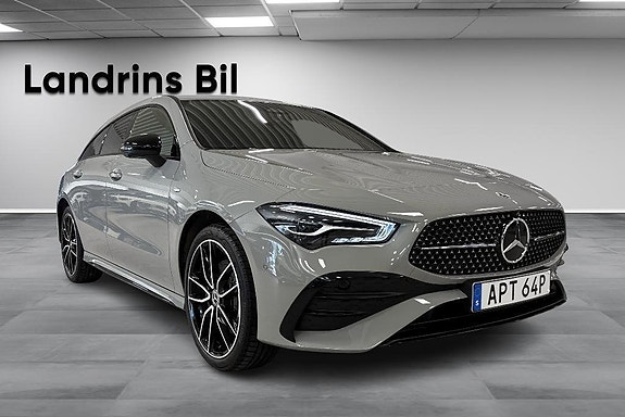 Mercedes-Benz CLA250 e 3 of 5