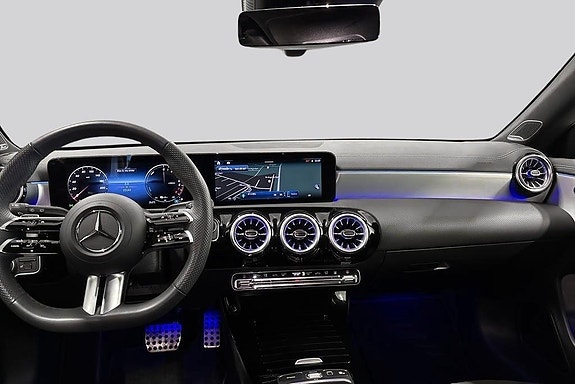 Mercedes-Benz CLA250 e 7 of 20