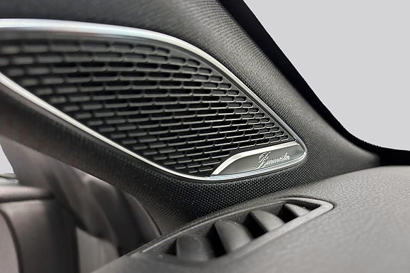 Mercedes-Benz CLA250 e 18 of 20