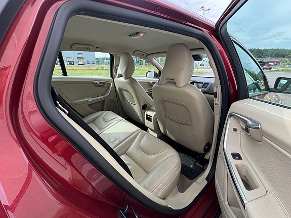 Volvo V60 5 of 9