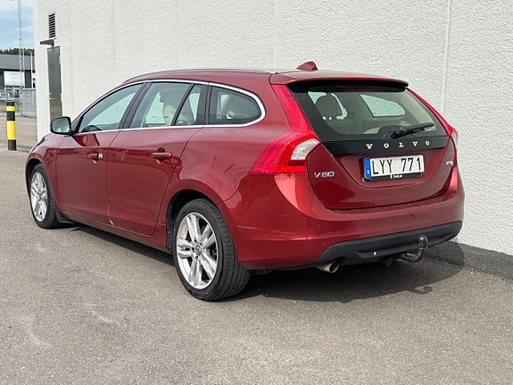 Volvo V60 3 of 9