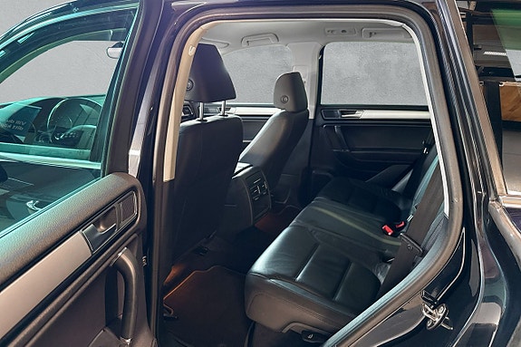Volkswagen Touareg 15 of 17