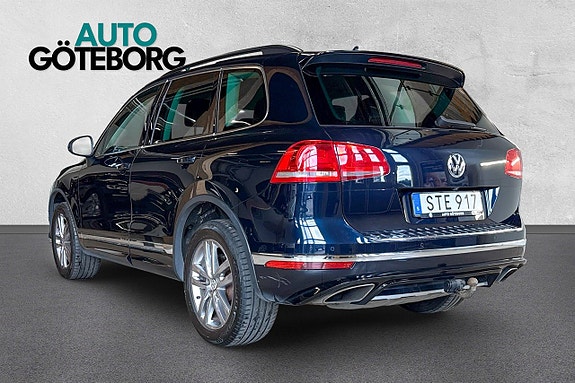 Volkswagen Touareg 4 of 17