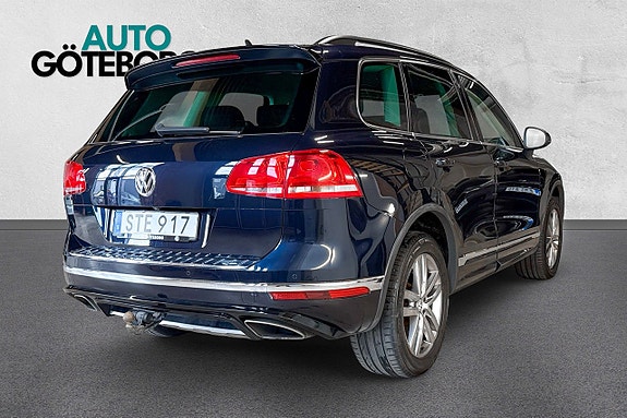 Volkswagen Touareg 6 of 17